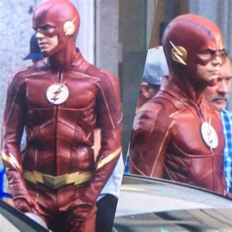 The Flash Gets A New Tactical Suit In Season 4 Quirkybyte Superhero Tv Shows Best Superhero