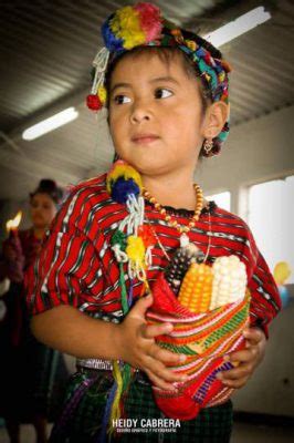 Guatemala Niña con traje tradicional Trajes tipicos de guatemala Traje típico Traje