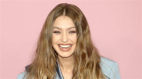 Gigi hadids vadka pasta recipe without 🚫 the vodka ofc 🔥 #fyp #foryou #fyp #foodie #foodtiktok #chef #ramseyreacts #easyrecipes #recipes #muslim. Gigi Hadid deelt haar favoriete pastarecept: Penne alla ...