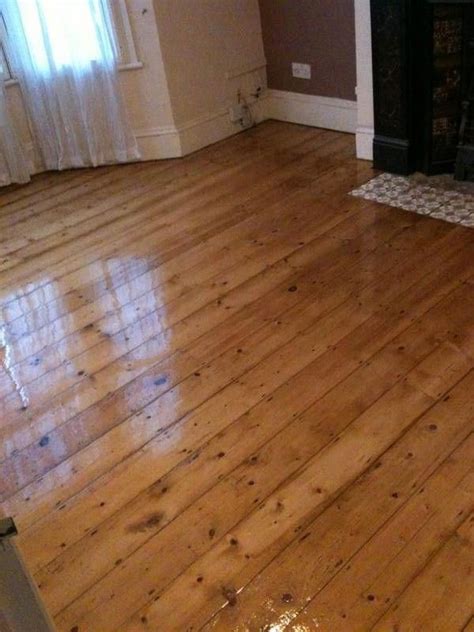 Original 1930 House With Pine Floor Boards After Sanding Staining With