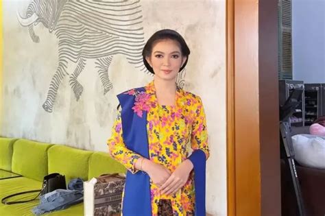 inilah profil dan biodata selvi ananda istri dari gibran rakabuming yang kini menjadi cawapres