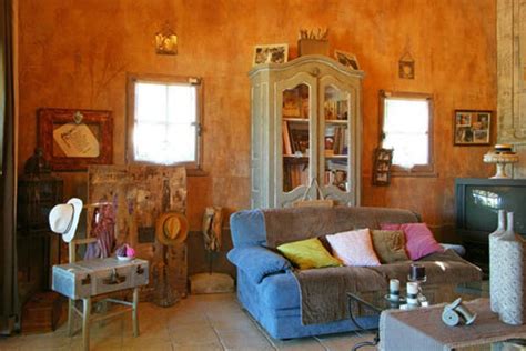 From bohemian to french country. French Country Home Decorating Ideas from Provence