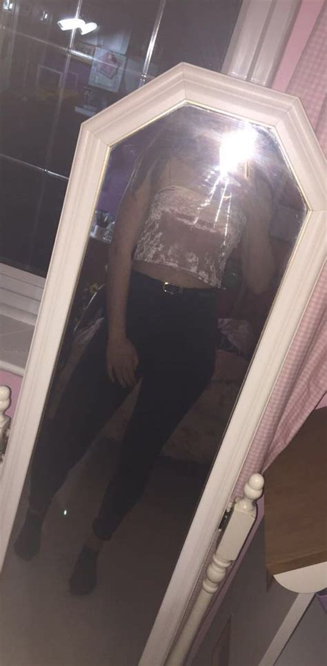 Pin By ~elizabeth~ On Clothes Mirror Selfie Scenes Mirror