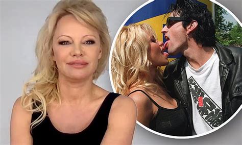 Pamela Anderson Says Tommy Lee Video Was Not A Sex Tape Daily Mail Online