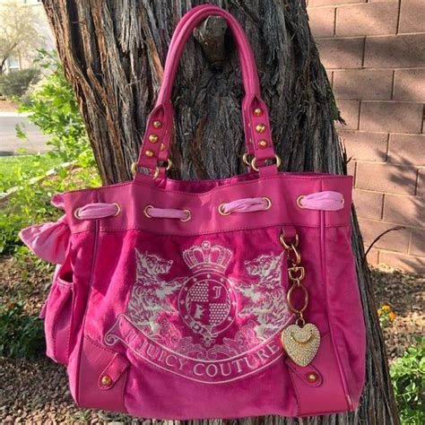 Pretty Bags Cute Bags Juicy Couture Handbags Purses And Handbags Luxury Purses Luxury Bags