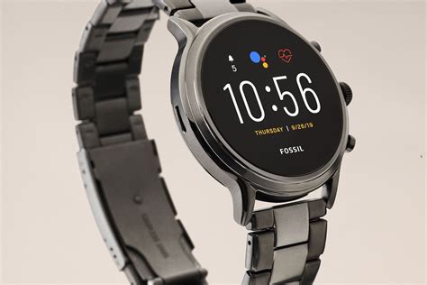 The fossil sport smartwatch wearable is powered by a snapdragon wear 3100 processor. New Fossil Smartwatch Has Longer Battery Life, Better ...