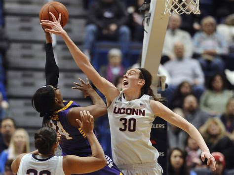 Women’s College Basketball Is Better Than Men’s | FiveThirtyEight