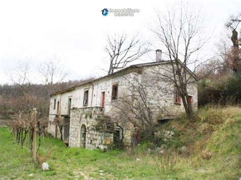 Stone Country House With Land For Sale In Schiavi Di Abruzzo Italy