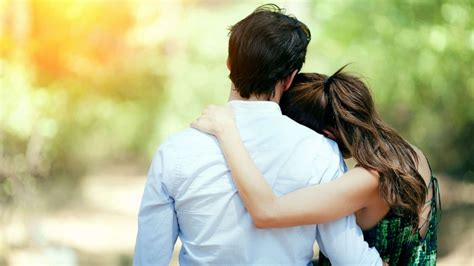 Check spelling or type a new query. What to say to someone who's had a miscarriage | GMA