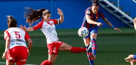 Se juega en modo liga, descienden 2 equipos. Así fue la décima jornada de la Primera División Femenina ...