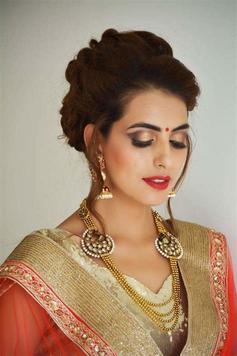 39 inspiration hairstyle for short hair on ghagra although often chosen for its practicality and smart appearance hairstyle short to be a safe option. Bride in Vogue - Price & Reviews | Front hair styles ...