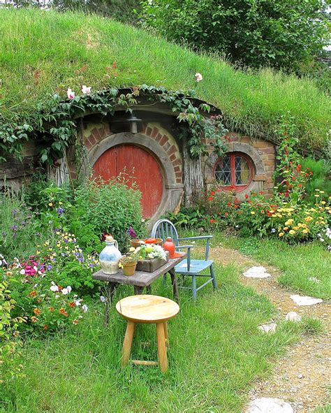Paradise exists in new zealand. Hobbitville in New Zealand. club house for the kids ...