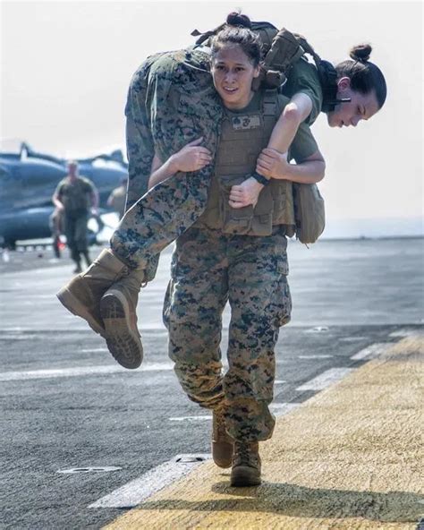 Female Marines In Combat