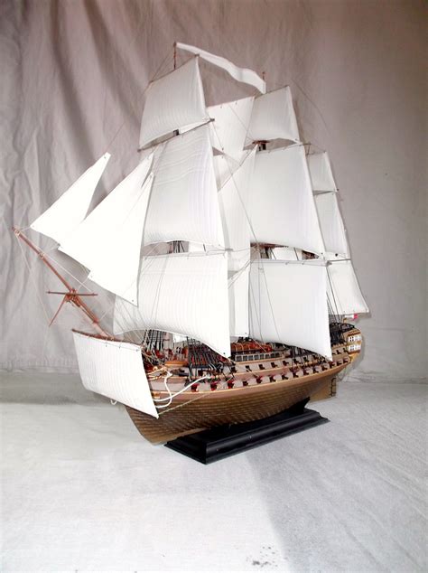 Le Superbe 3 Masted Sailing Ship Plastic Model Sailing Ship Kit 1