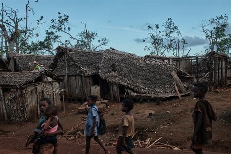 Photostory Surviving Climate Shocks In Madagascar Msf Uk