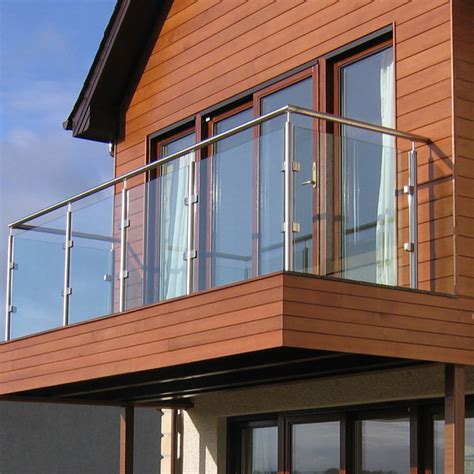 A balcony railing not only functions as an important safety feature in our homes but, with the right design and material, can aesthetically change the look and feel of the house facade. balcony glass railing