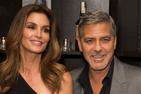 Cindy Crawford Jumps Into Bed With George Clooney Glamour Uk