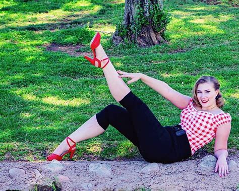 Pin On Pinup Photography