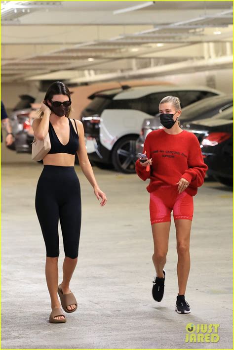 Full Sized Photo Of Kendall Jenner Hailey Bieber Go Grocery Shopping 05