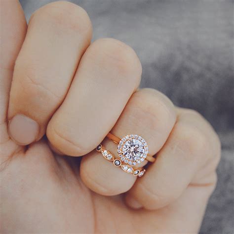 Sale Rose Gold Wedding Rings For Women In Stock