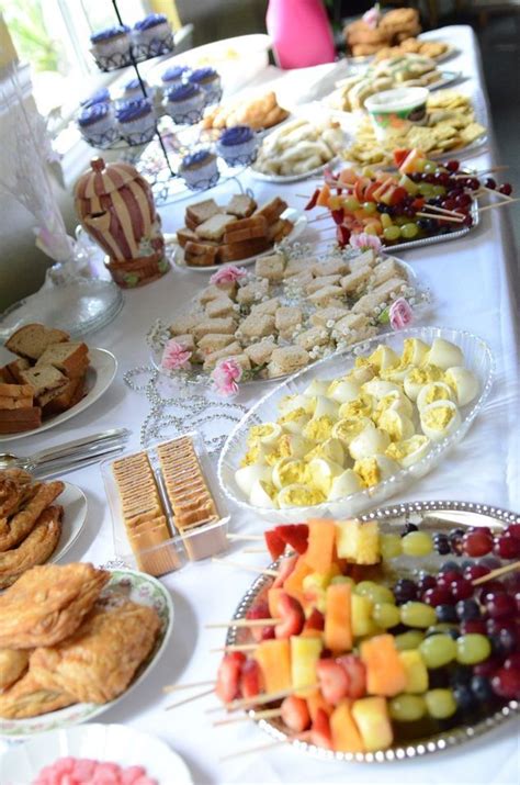 She would have a salad bar and foods that could all stay out (or on ice) for that time range. c18170416def81096d90030e6e8dd430.jpg 635×958 pixels | Tea ...