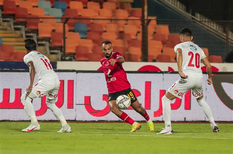 شاهد بالفيديو مباراة الأهلي المصري أمام الدحيل القطري ببطولة كأس العالم للأندية المقامة في قطر، على أن يلتقي الفائز بينهما ببايرن ميونخ في نصف النهائي. بث مباشر لمباراة الأهلي والزمالك في الجولة 21 من بطولة ...