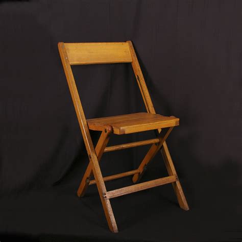 Who says you can't make a great concept even better? Chair, Natural Wood Folding - Grand Rental Station