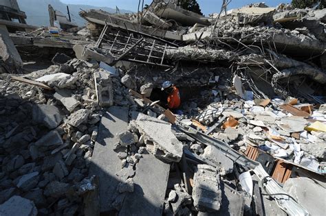 In the wake of the january 12, 2010 haiti earthquake, the world witnessed the growth of what would become the largest refugee crisis on the planet. Lessons from Haiti and Other Disastrous Places ...