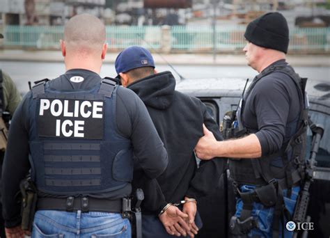 Ice Issues Directive To Make Deportation Arrests At Courthouses Pbs