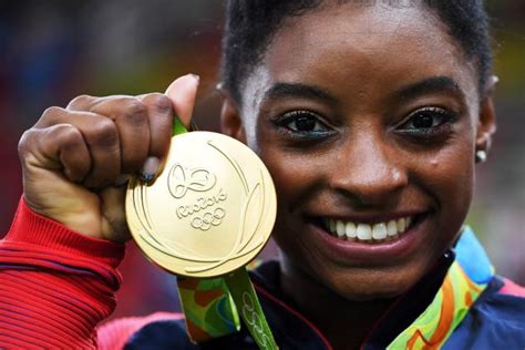 Simone biles age, height, weight & body measurements. Simone Biles Height, Weight, Age, Biography, Affairs ...