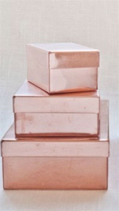 One way to explain the color of rose gold is to say that it's very similar to its cousin, millennial pink — except flashier. Rose Gold Metallic Boxes www.MadamPaloozaEmporium.com www ...