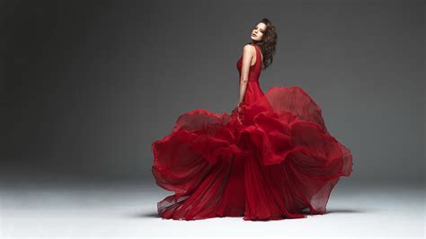 Digital fashion clothes from top designer brands and 3d designers. Dress Wallpapers | Best Wallpapers