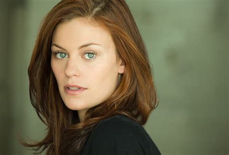 8 Things You Didnt Know About Cassidy Freeman Super Stars Bio