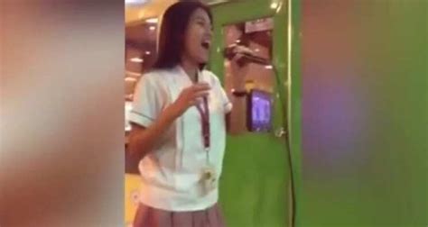 Pinay Student Shocked Netizens With Epic Vocals In Viral Video Kamicomph
