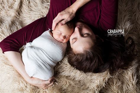 Brookline Ma Newborn Photographer 1 Month Old Baby S · Crabapple