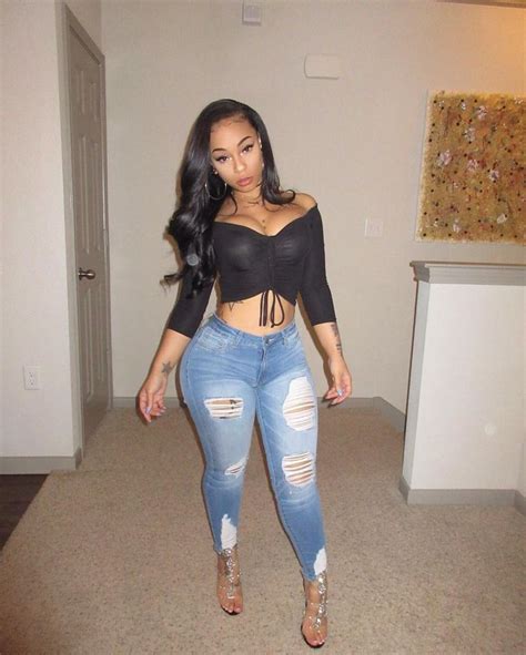 228 likes 10 comments this is a fanpage urfavthickum on instagram sexy jeans fashion