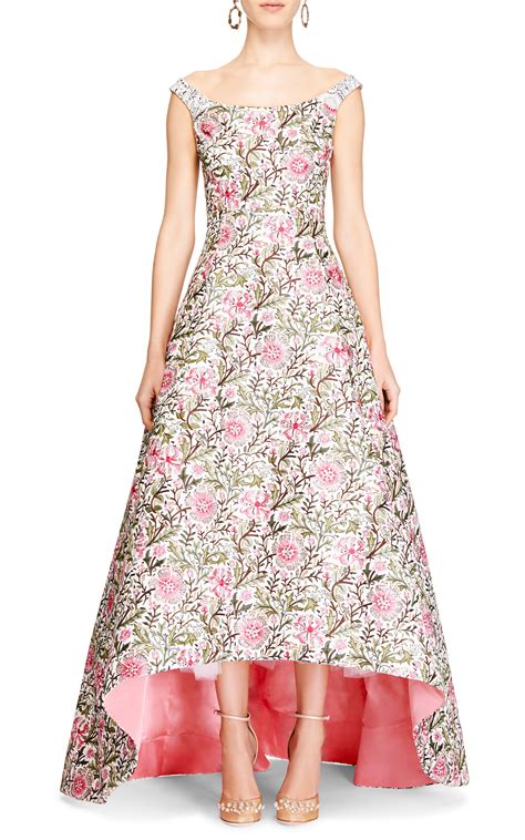 Lyst Oscar De La Renta Embellished Floral Brocade Gown