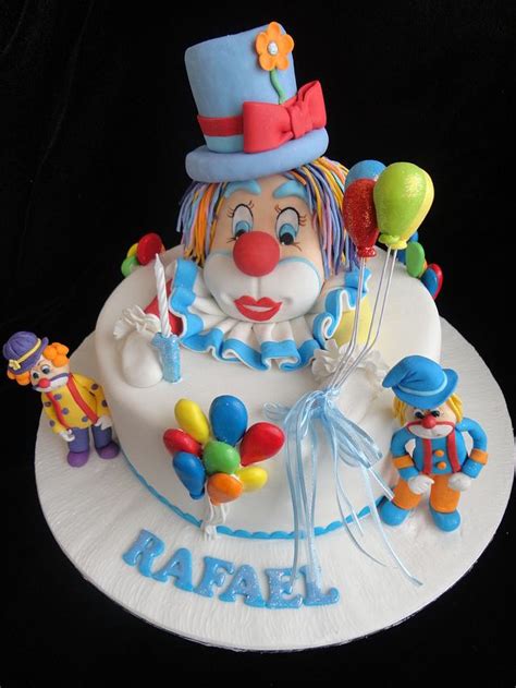 Clown Cake Decorated Cake By Bella Cakesdecor