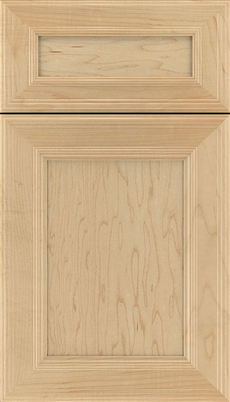 Maple cabinet doors are stylish: Natural Maple Cabinet Finish - Kitchen Craft Cabinetry