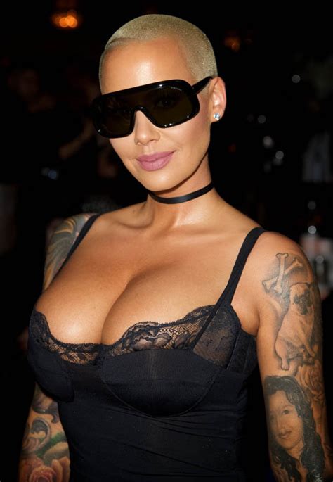 Amber Rose Bush Instagram Picture Eclipsed By Cleavage Daily Star