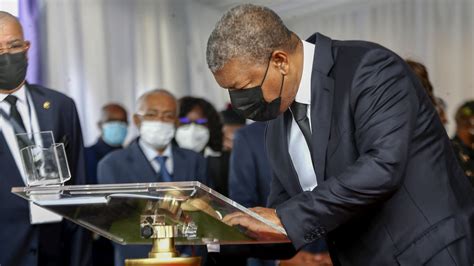 Presidente Angolano Despede Se Do Seu Antecessor Evocando Legado Da Paz “vergamo Nos E Honramos
