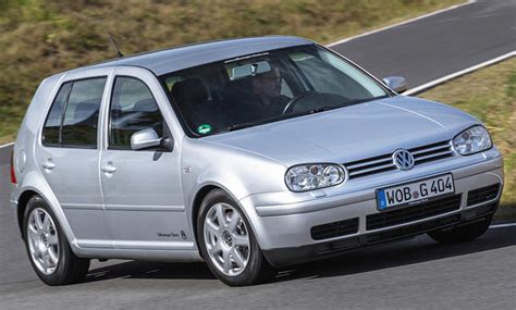 Im gegensatz zum privatmarkt gibt es im fachhandel beim gebrauchtwagenkauf eine einjährige gewährleistung. VW Golf IV: Gebrauchtwagen kaufen | autozeitung.de