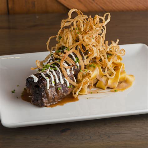 Prime rib has a reputation for being extremely fancy and fussy. Prime Rib Menu Complimentary Dishes / Best Christmas ...
