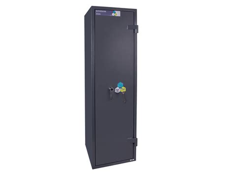The removable plug and cord earn top marks in making the job of installing a dehumidifier inside the safe easy. Burton Warden 6 | Key Lock Gun Safe | 6 Guns - Burton Safes