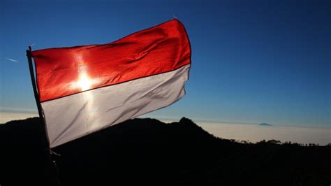 Dari rindu lalu kasih aku sayang sampai mati. Lirik Lengkap Lagu Indonesia Raya Ternyata Ada 3 Stanza ...