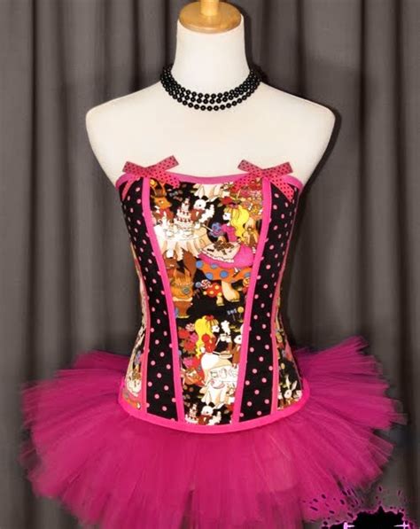 Pretty Clever Your Daily Dose Of Pretty Alice In Wonderland Corset By