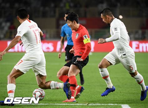 한국 배우들의 연기력이 세계적인 수준에 올랐다는 것을 증명한 유의미한 성적인데요. '축처진 뱃살&지나친 문신' 중국 대표팀의 장외 논란 2가지