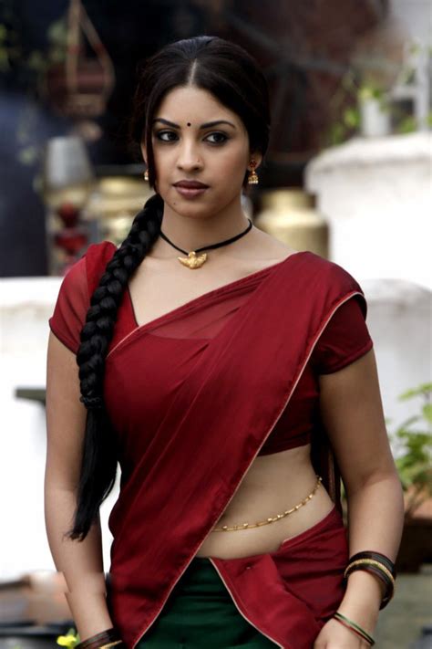 Richa Gangopadhyay Latest Half Saree Spicy Navel Show In Osthi Movie Stills Without Water Mark