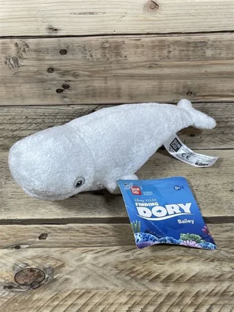 Disney Finding Dory Bailey Plush 2016 Bandai Beluga Whale 8 Nemo