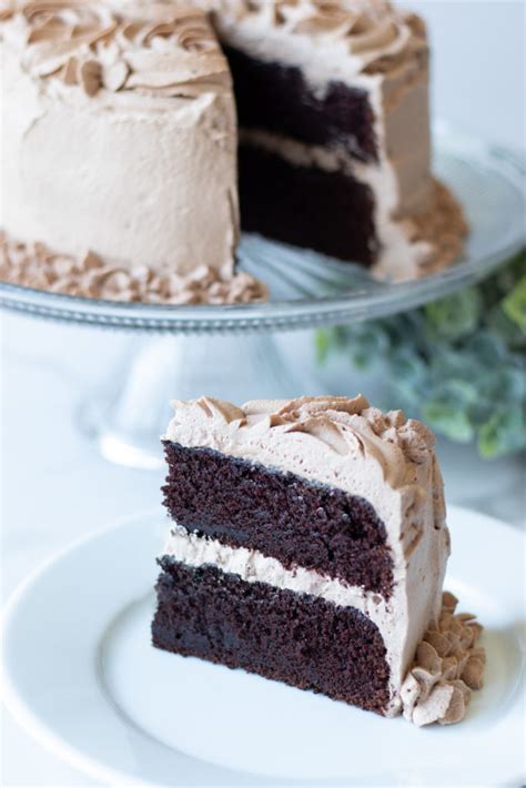 Is there anything worse than dry cake? Hershey's Chocolate Cake | The Grove Bend Kitchen